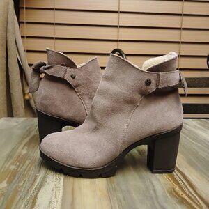 BEARPAW Winter Suede Bootie Heeled Boots 7 Tan Wool Shearling Insulated EDEN